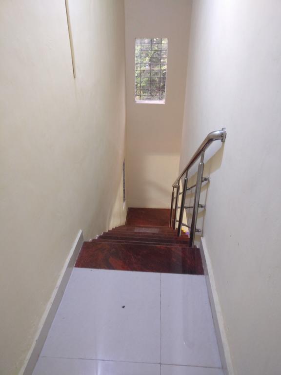 Krushna Kunj Holiday Home 알리바그 외부 사진